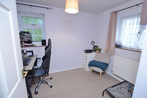 Bedroom 4/Office- click for photo gallery